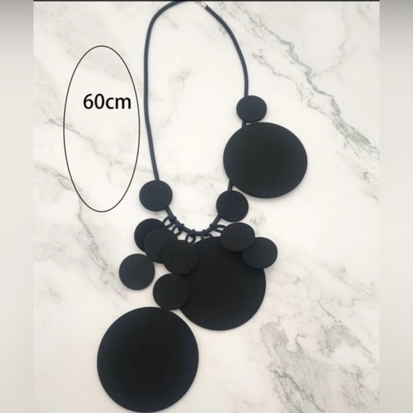 ✨NEW Bohemian Tribal Black Statement Round WoodNecklace - Picture 3 of 4